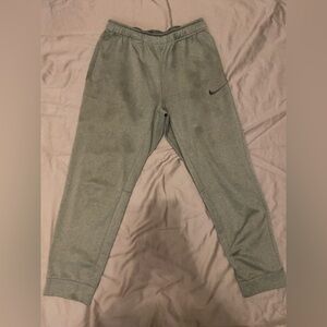 Nike Therma-Fit Gray Sweatpants Relaxed Fit Joggers Medium